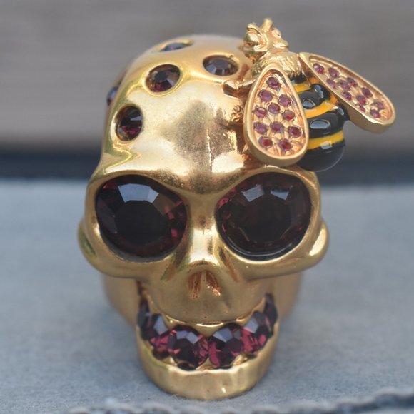 Alexander McQueen Jewelry - Alexander McQueen | Skull and bee cocktail ring